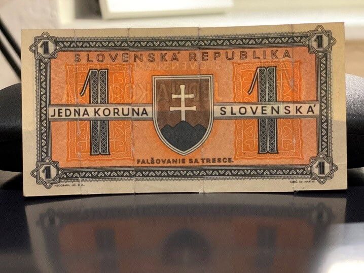 Jednokorunová bankovka se vydražila za 1 250 000 Kč