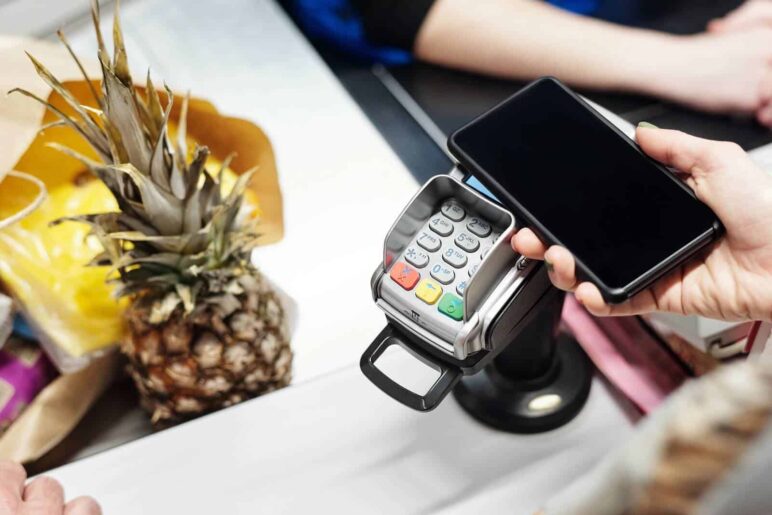 FinTech kevin. chce vyzvat Mastercard a Visu. V Česku už zapustil kořeny a teď nově míří i na Slovensko