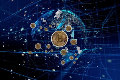 Simon Peters, eToro: Bitcoin klesá na nejnižší úroveň od konce roku 2020