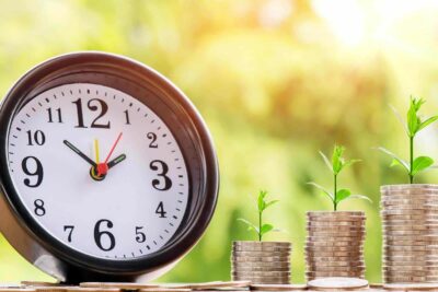 Investiční gramotnost se zlepšuje hlavně u&nbsp;mladších. Češi si v&nbsp;investování ale příliš nevěří.
