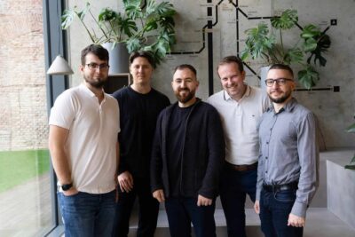 Voiceboti startupu Vocalls zaujali V-Sharp Venture Studio. Získávají od něj dvacet milionů korun pro svou zahraniční expanzi