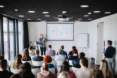 E-shop tour: Nabitá akce pro e-shopaře