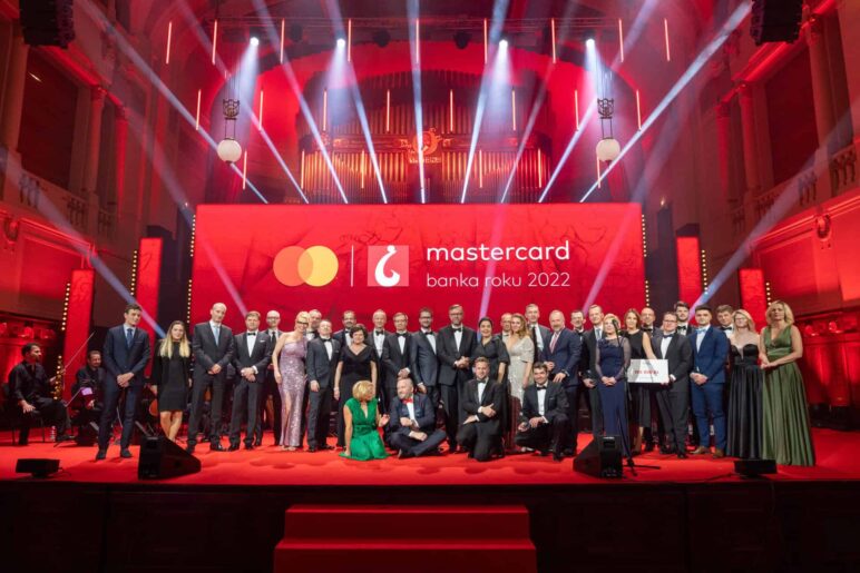 Jedinečná možnost pro Fintech a Insurtech start-upy: Nové kategorie v soutěži Mastercard Banka roku!