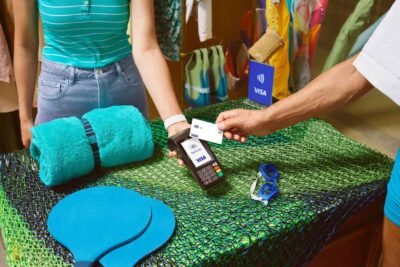 Ubytování na&nbsp;hotelu a&nbsp;platby kartou. Dle Visa průzkumu lidé chtějí na&nbsp;festivalech větší pohodlí.
