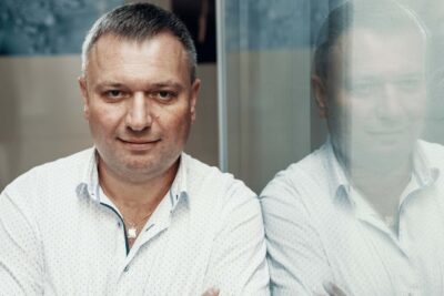 Češi se bojí investovat zejména kvůli ztrátě peněz, tvrdí Lukáš Blažek z Ronda Invest