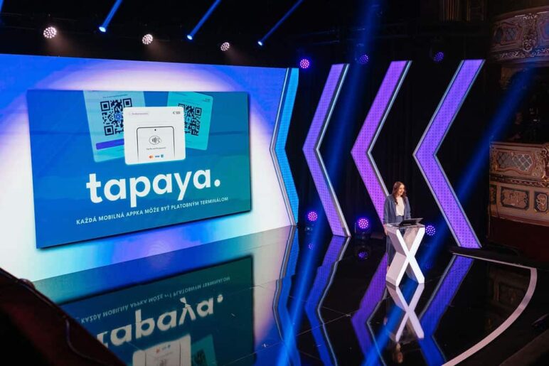 Rozhovor s Laurou Ďorďovou z Tapaya: Jak proměnit aplikaci v platební terminál